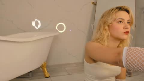 Sara online show from December 5, 2024, 3:59 am