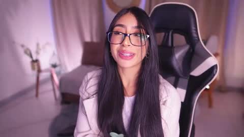 Sara  online show from February 11, 2025, 3:29 pm