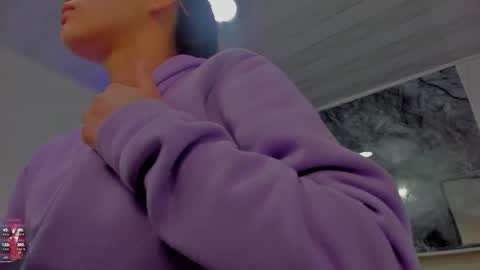 sara allenx online show from February 8, 2026, 7:17 pm