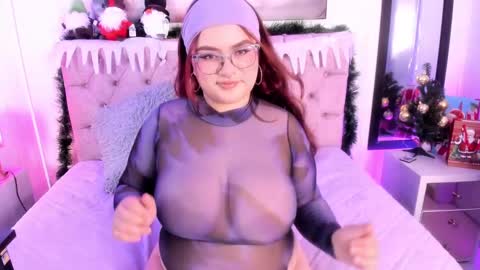 SARA ARIAS  online show from December 20, 2024, 7:50 pm