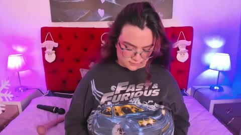 SARA ARIAS  online show from December 29, 2024, 1:38 pm