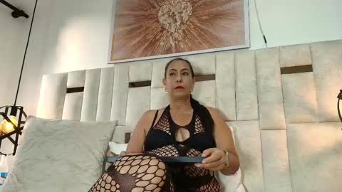 sara online show from December 14, 2025, 11:48 am