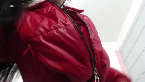 Snapshot of sara_caplerx chatting on September 17, 2025, 12:18 pm sarita online show from September 17, 2025, 12:18 pm