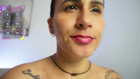   online show from October 11, 2025, 11:25 pm