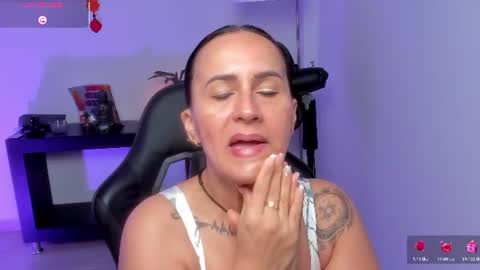 Snapshot of sara_charmy chatting on June 23, 2026, 10:57 am online show from June 23, 2026, 10:57 am