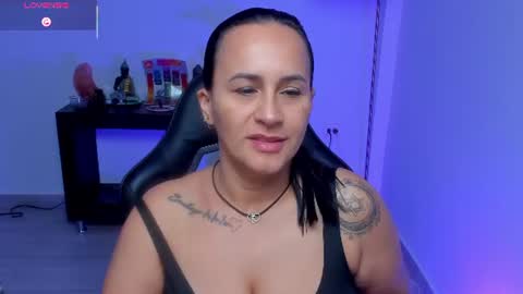 Snapshot of sara_charmy chatting on July 2, 2026, 11:27 am online show from July 2, 2026, 11:27 am