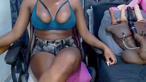 Sara Greyx online show from October 2, 2025, 11:01 pm