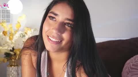  Sara Jones  online show from February 26, 2026, 7:35 pm