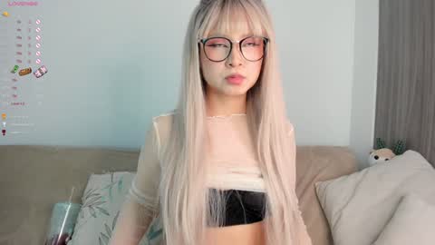 Sara  new account  give me thomb up  Follow me   help me reach 15k followers again   online show from February 9, 2025, 3:11 am