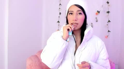 Sara  online show from February 25, 2025, 11:19 am