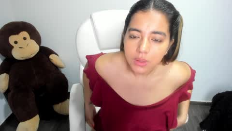 Snapshot of sara_lizcano chatting on December 6, 2024, 10:49 am sarah LIZCANO....... online show from December 6, 2024, 10:49 am