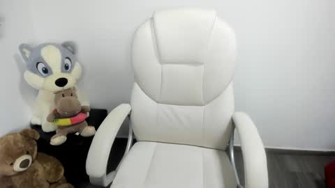 Snapshot of sara_lizcano chatting on December 26, 2024, 2:05 pm sarah LIZCANO....... online show from December 26, 2024, 2:05 pm