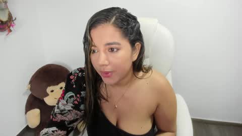 Snapshot of sara_lizcano chatting on January 4, 2025, 10:49 am sarah LIZCANO....... online show from January 4, 2025, 10:49 am