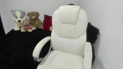Snapshot of sara_lizcano chatting on March 4, 2025, 9:54 pm sarah LIZCANO....... online show from March 4, 2025, 9:54 pm