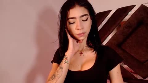 sara_lopee1 online show from October 8, 2025, 11:52 am