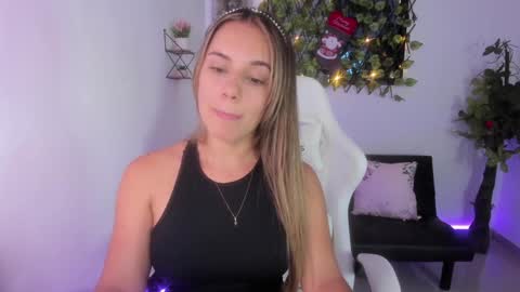 Sara online show from December 22, 2024, 5:10 pm