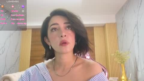 Sara  online show from June 8, 2026, 2:17 pm
