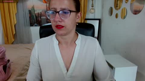 Snapshot of sara_marris0n chatting on February 16, 2025, 10:21 am Sara online show from February 16, 2025, 10:21 am