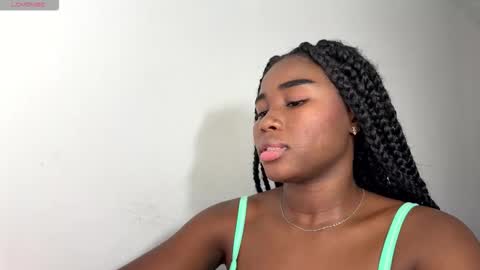 Sara online show from November 27, 2025, 6:59 am