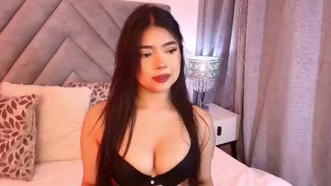 sara_owens7 online show from February 1, 2026, 1:37 am