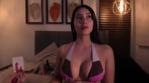 sara_parker22 online show from February 4, 2025, 11:05 am