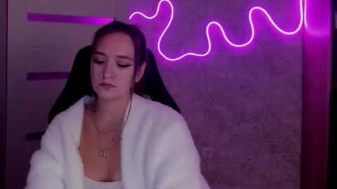 Snapshot of sara_rossse chatting on October 2, 2025, 6:59 pm Sara online show from October 2, 2025, 6:59 pm