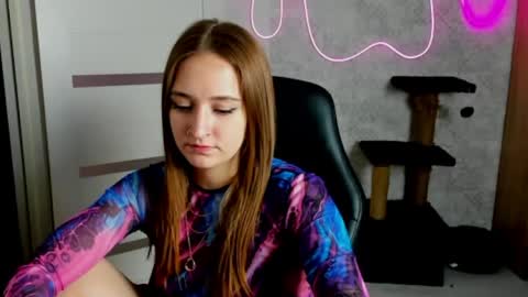 Snapshot of sara_rossse chatting on April 23, 2026, 8:44 pm Sara online show from April 23, 2026, 8:44 pm
