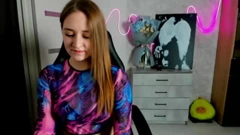 Snapshot of sara_rossse chatting on May 14, 2026, 1:07 pm Sara online show from May 14, 2026, 1:07 pm