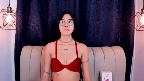 SARA SANTACRUZ online show from February 11, 2026, 12:21 pm