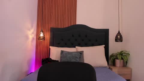  -  online show from December 24, 2024, 7:11 pm