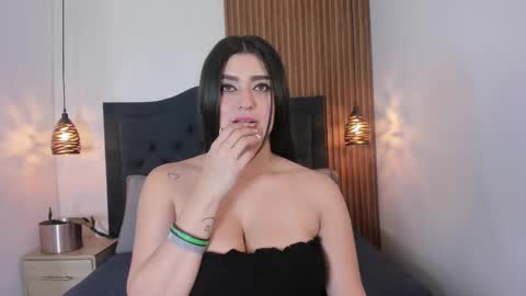  -  online show from September 17, 2025, 12:07 pm