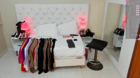 Saraa Gomez online show from February 11, 2025, 3:29 am