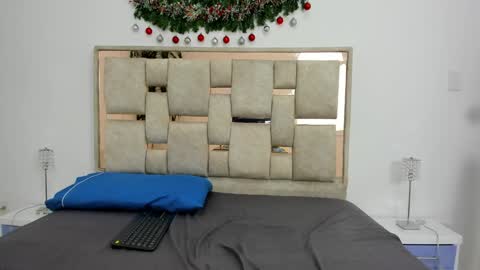 sara online show from December 4, 2024, 3:04 am