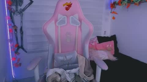 Sarah Ramirez online show from October 23, 2025, 3:06 am