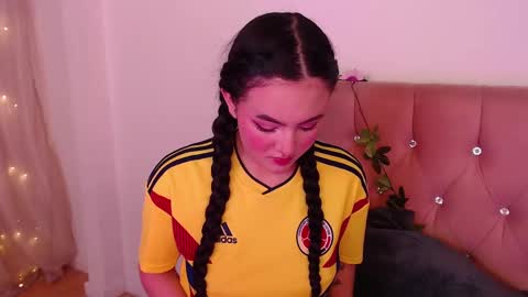          online show from February 21, 2025, 7:10 pm