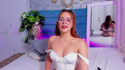 Snapshot of saraalvarezx chatting on July 16, 2026, 3:12 am Sara Alvarezx online show from July 16, 2026, 3:12 am