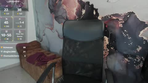 Sara online show from December 6, 2024, 2:13 am