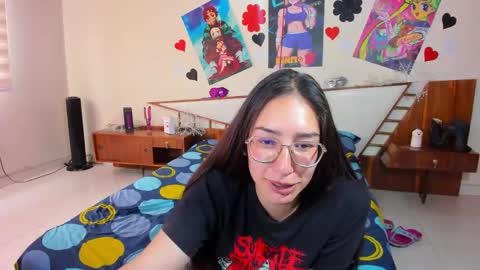 Alahia and Marilyn online show from December 14, 2024, 5:47 pm