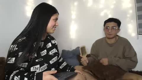 sara and thomas online show from December 13, 2024, 11:28 pm