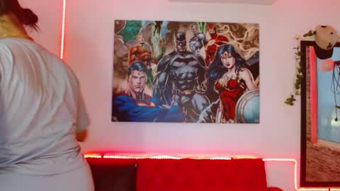 SARAHGIL online show from January 21, 2025, 8:32 pm