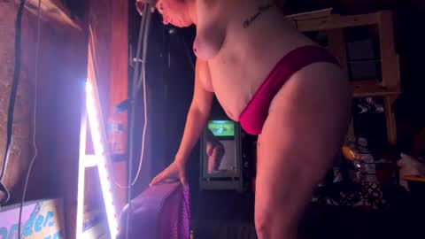 Sarrah Sweet online show from June 12, 2026, 6:01 am