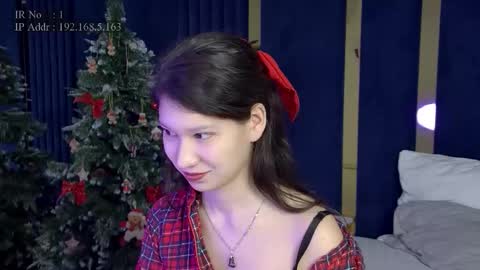 SaraDenars online show from December 23, 2025, 5:27 am