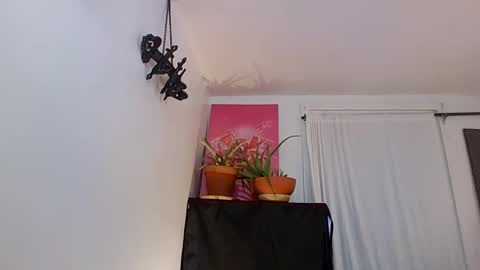 Sara Desire online show from February 3, 2025, 2:03 am