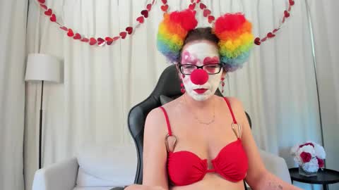 Sara Desire online show from February 13, 2026, 2:35 pm