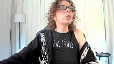 Sara Desire online show from April 1, 2026, 12:17 pm