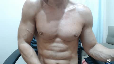 saradorj92 online show from February 8, 2025, 10:08 pm