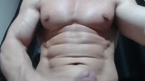 saradorj92 online show from July 30, 2026, 1:37 am