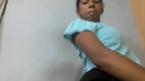 sarah146341 online show from April 18, 2026, 7:23 am