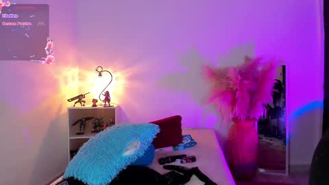 Sarah Valkiria  IG  Sar lanister online show from February 7, 2025, 11:34 pm