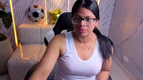 Snapshot of sarah_bay_tx chatting on June 26, 2026, 8:02 pm sarah_bay_tx online show from June 26, 2026, 8:02 pm